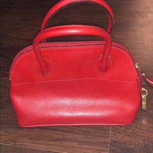 Vintage Red Focus Paris hand bag.